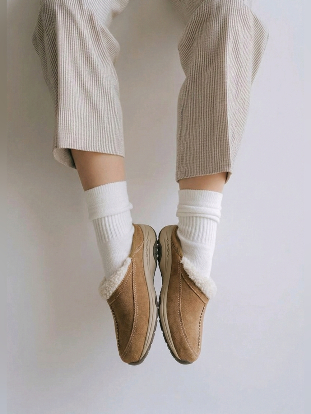 Easy Spirit Estravelwind 9 M Slip On Clogs Mules Suede Leather Sherpa Chestnut